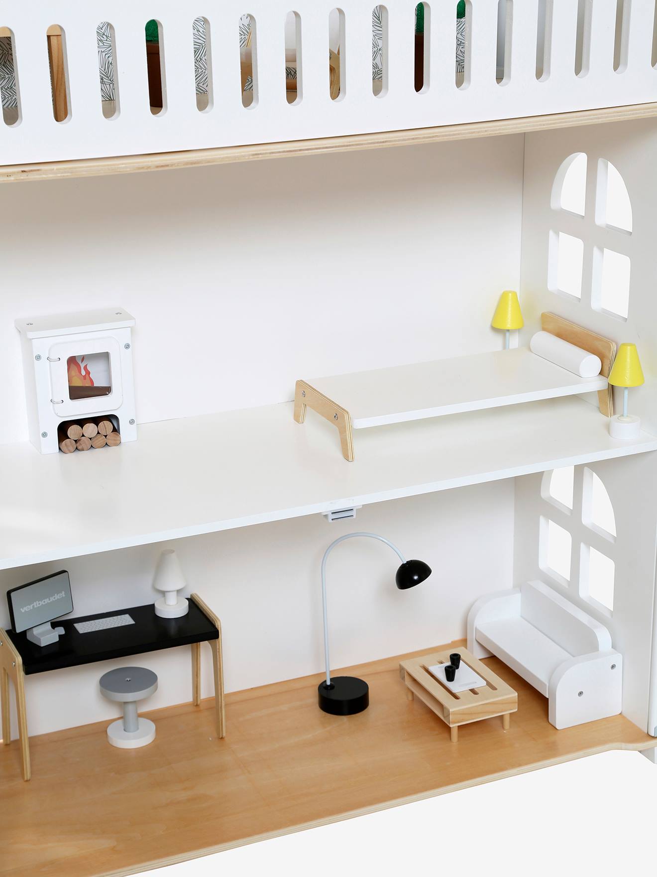 Maison de poupée mannequin Romantique en bois FSC® multicolore