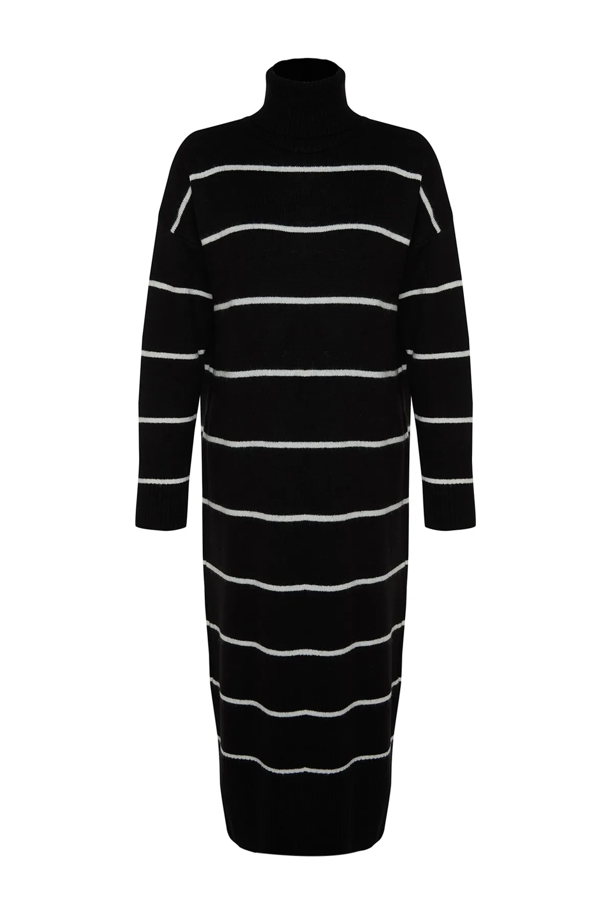 Trendyol Collection  Schwarzes, weit geschnittenes Maxi-Rollkragenkleid aus Strick TWOAW24EL00056