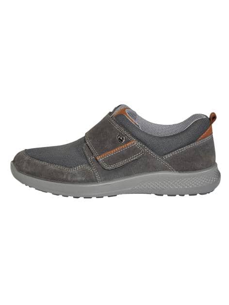 Klettslipper mit variabel verstellbaren Klettverschluß