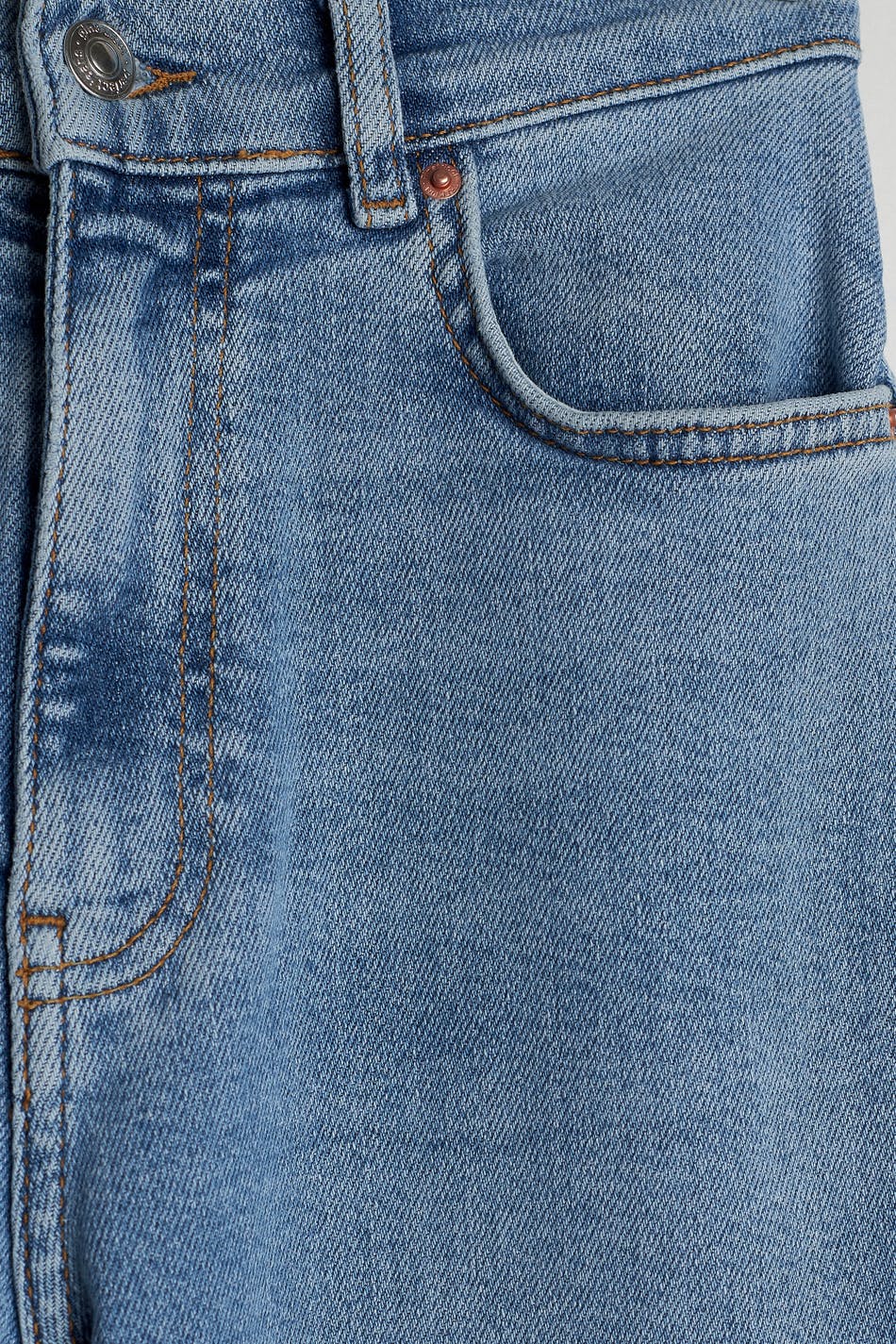 Comfy petite mom jeans