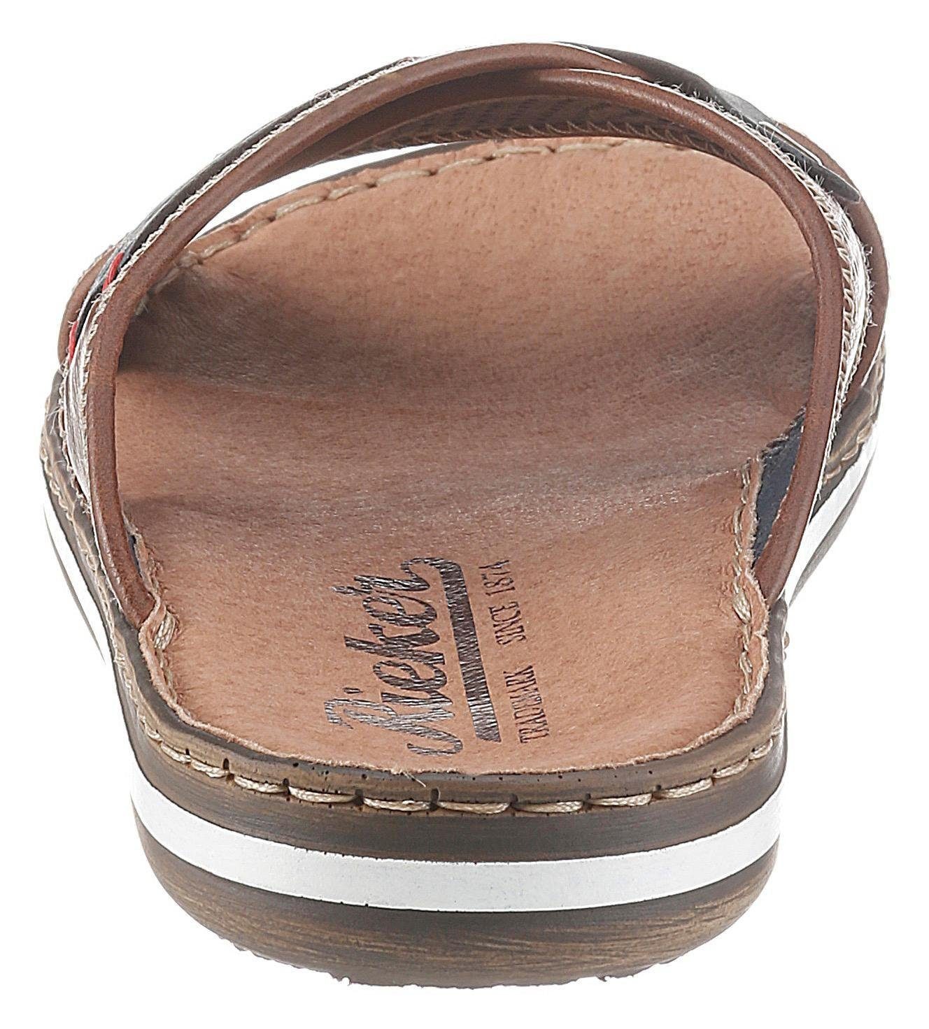 Rieker Pantolette mit stylishen Logoapplikationen
