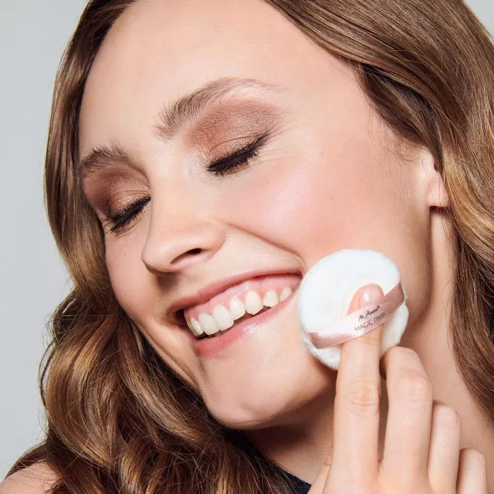 MAGIC FINISH Setting Powder Final Touch Bare Skin