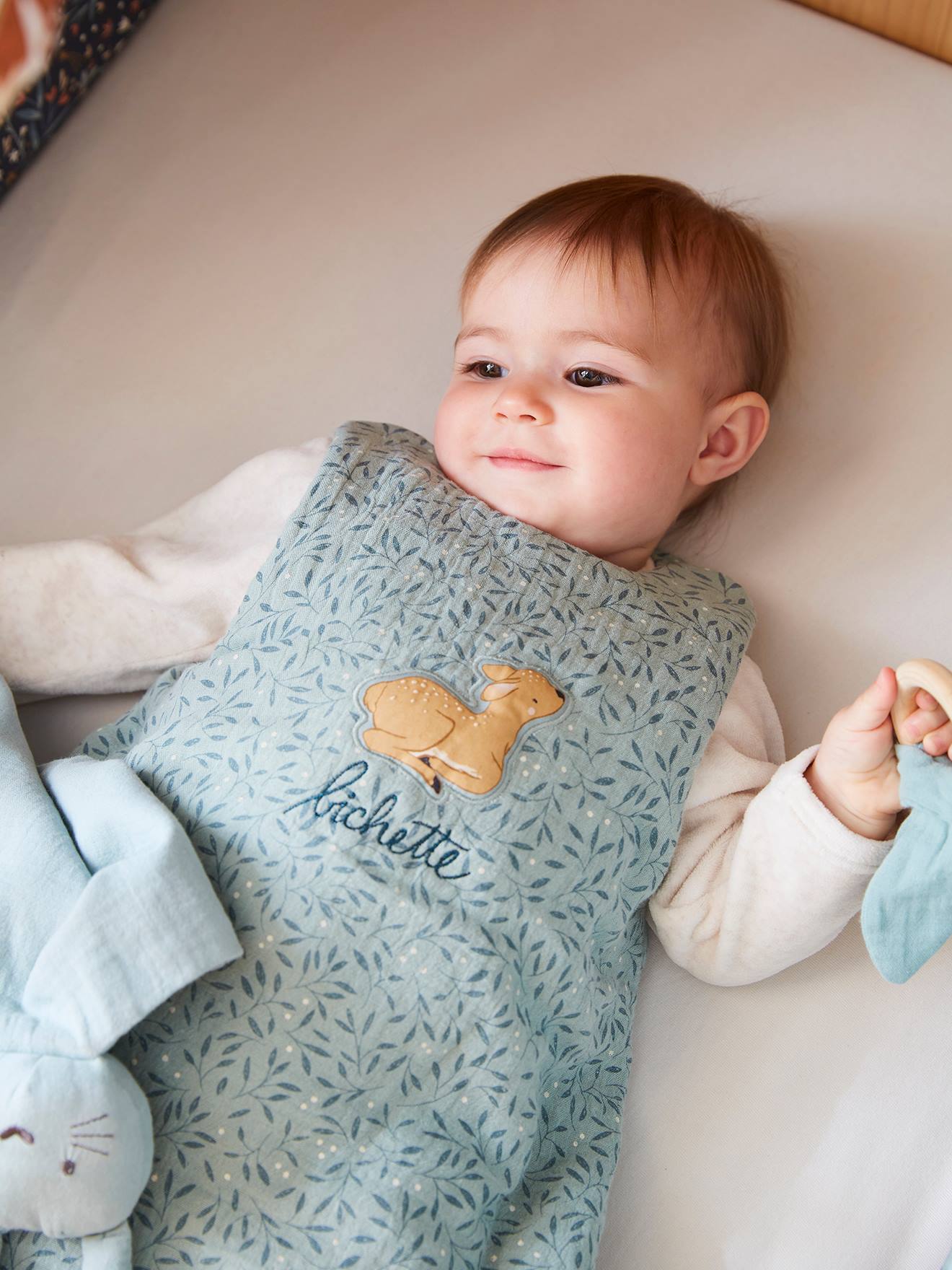 Vertbaudet Ärmelloser Baby Schlafsack MAGIC FOREST Oeko-Tex - grün bedruckt