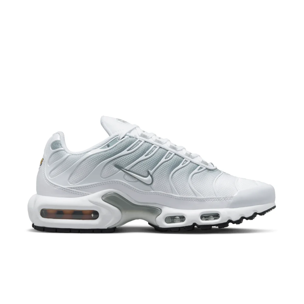 Nike Air Max Wmns Plus DZ3670-100 / weiss