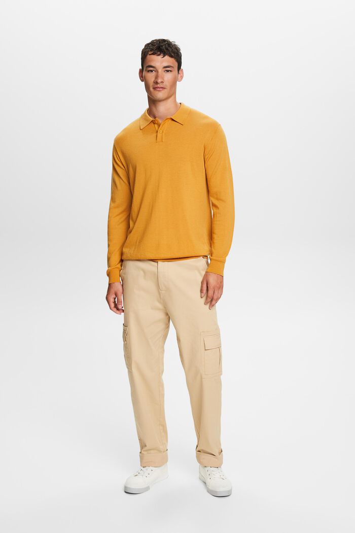 Wollpullover im Polo-Stil