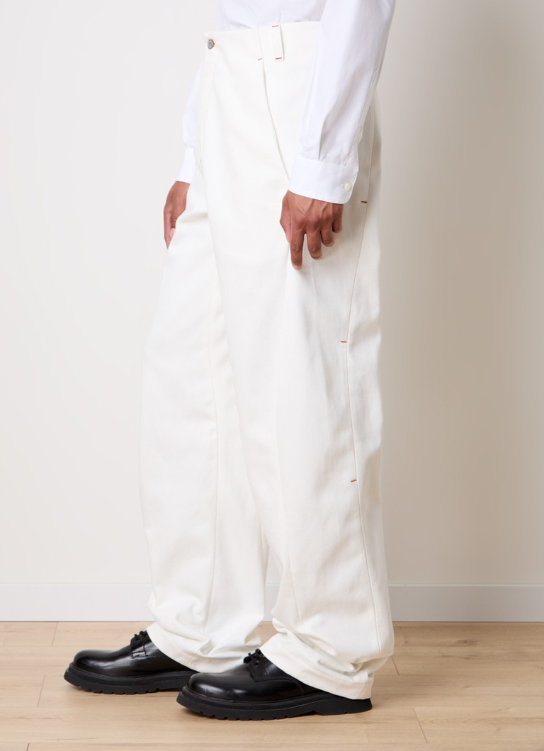 Pantaloni chino Jacquemus cu o croială confortabilă și buzunare interioare.