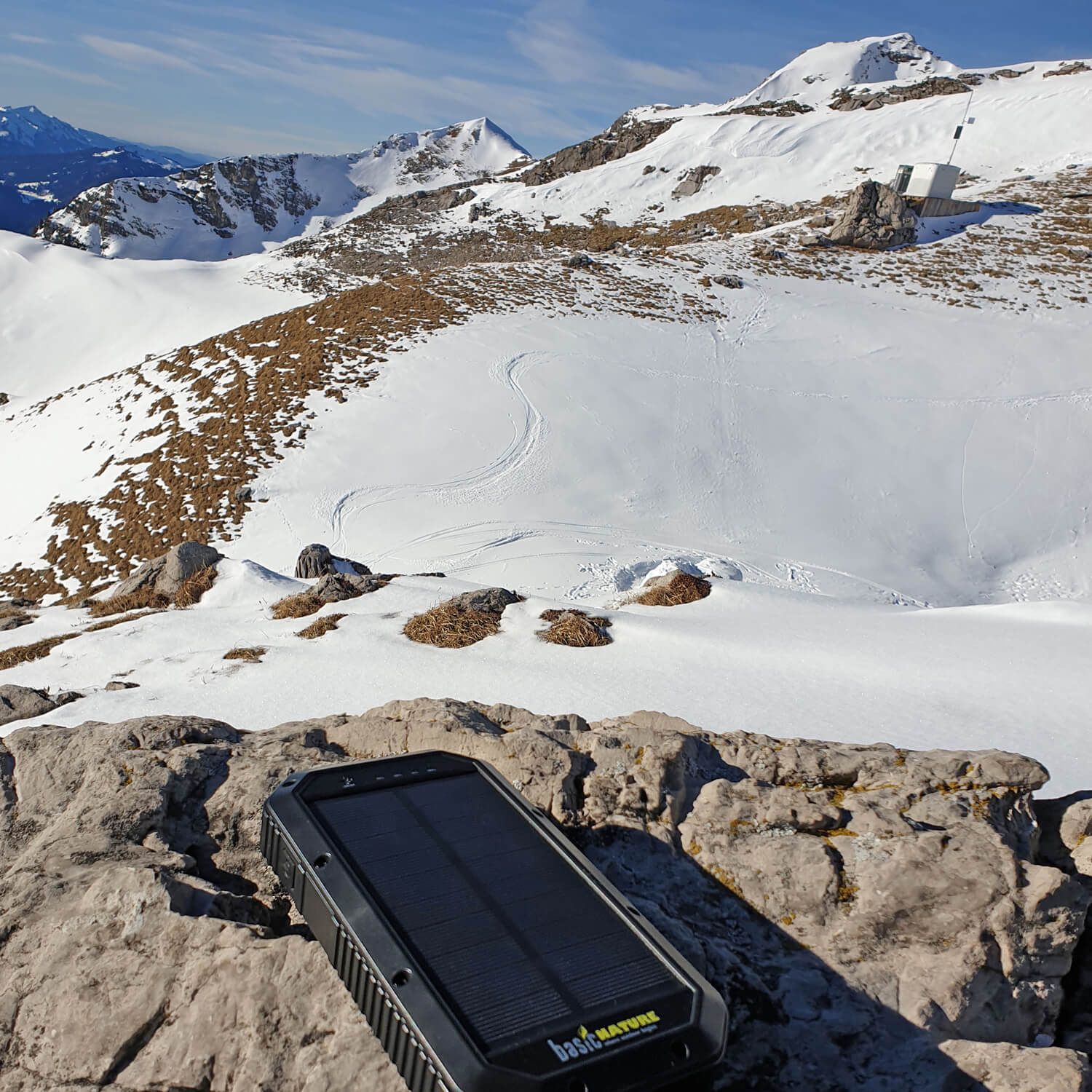 Powerbank 20 mit Solarpanel