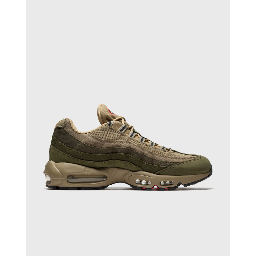 Nike Air Max 95 SE DQ8570 200 / grün