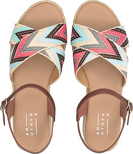 Another A Plateau-Sandalette