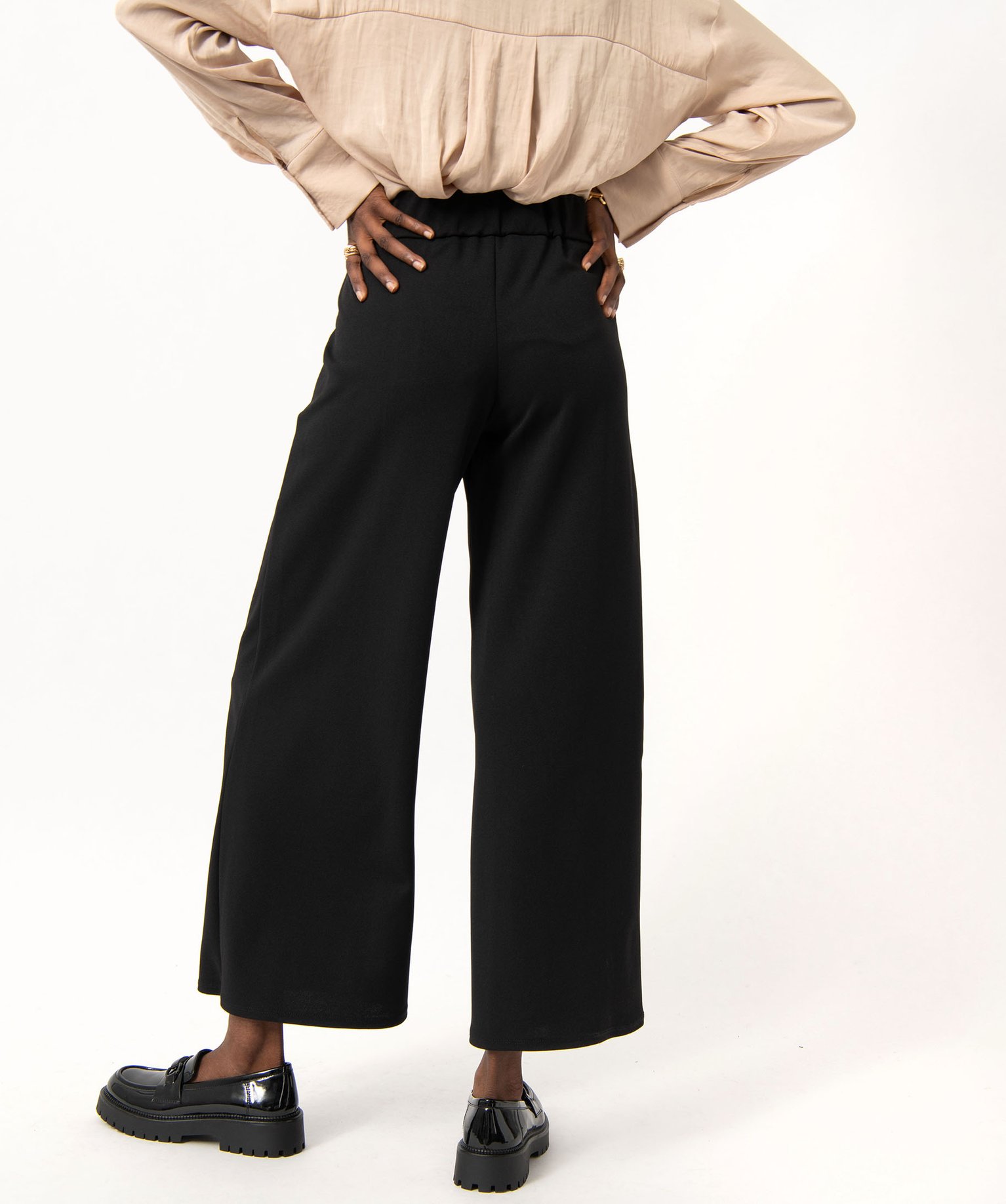 Pantalon large avec boutons fantaisie femme noir | GEMO