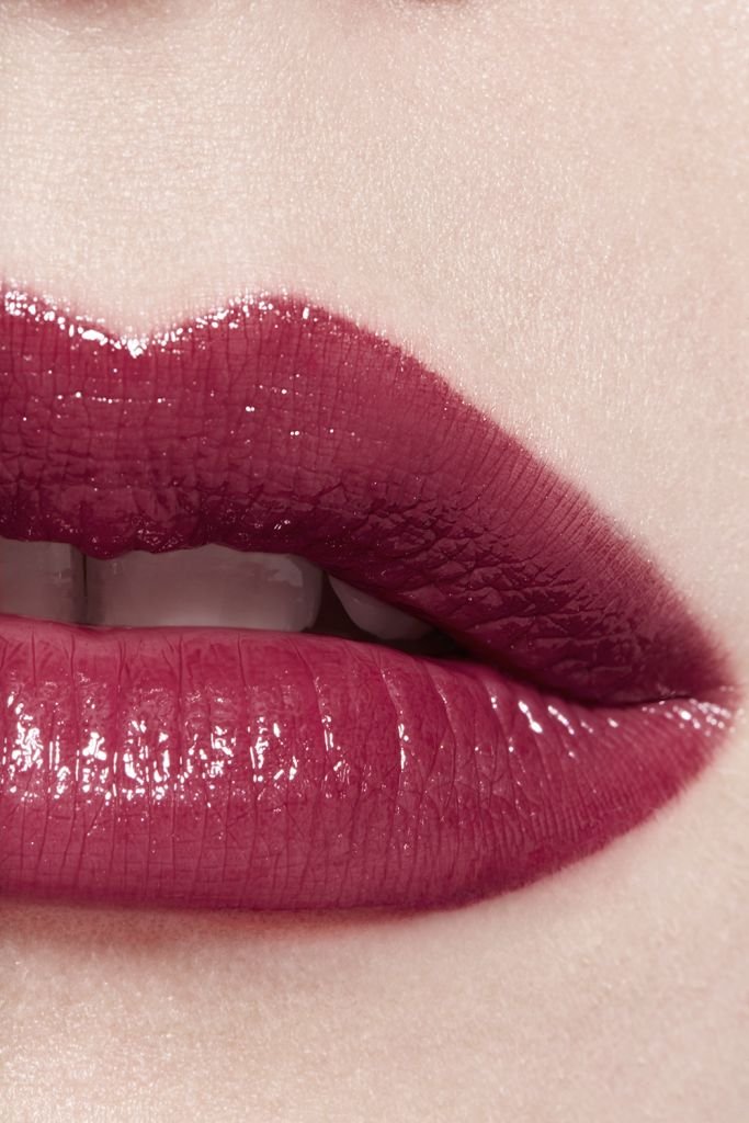 CHANEL ROUGE COCO DER LIPPENSTIFT MIT KONTINUIERLICHER FEUCHTIGKEITSWIRKUNG