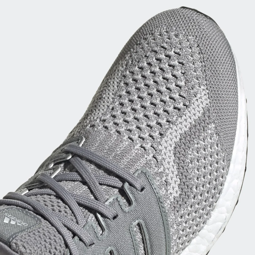 adidas ULTRABOOST 5.0 DNA FY9354 / grau