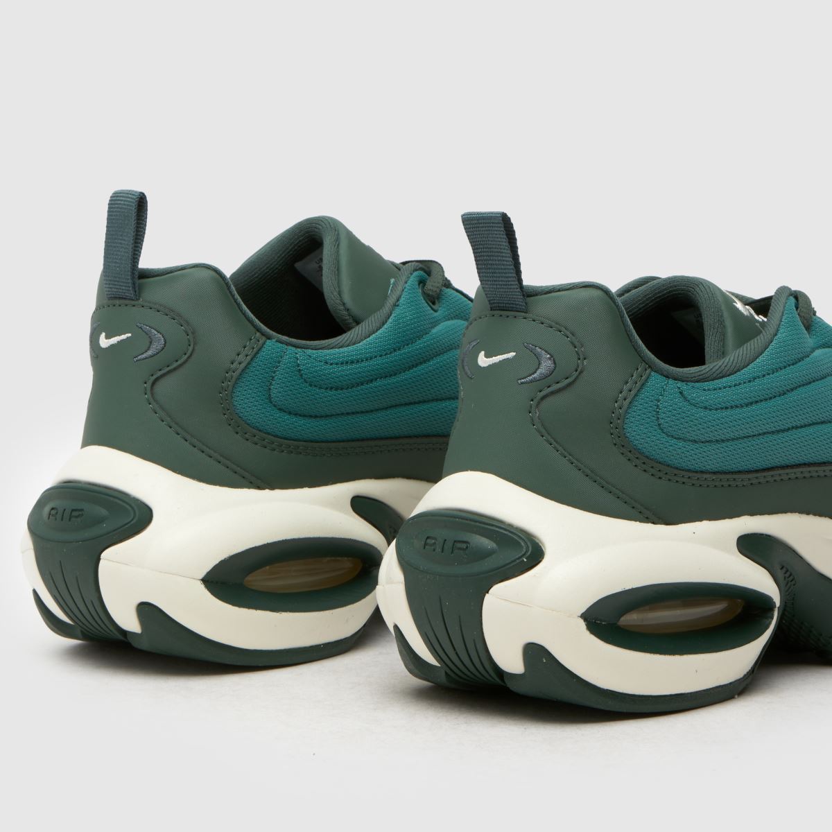 Nike Air Max Portal – Gröna, flerfärgade träningsskor