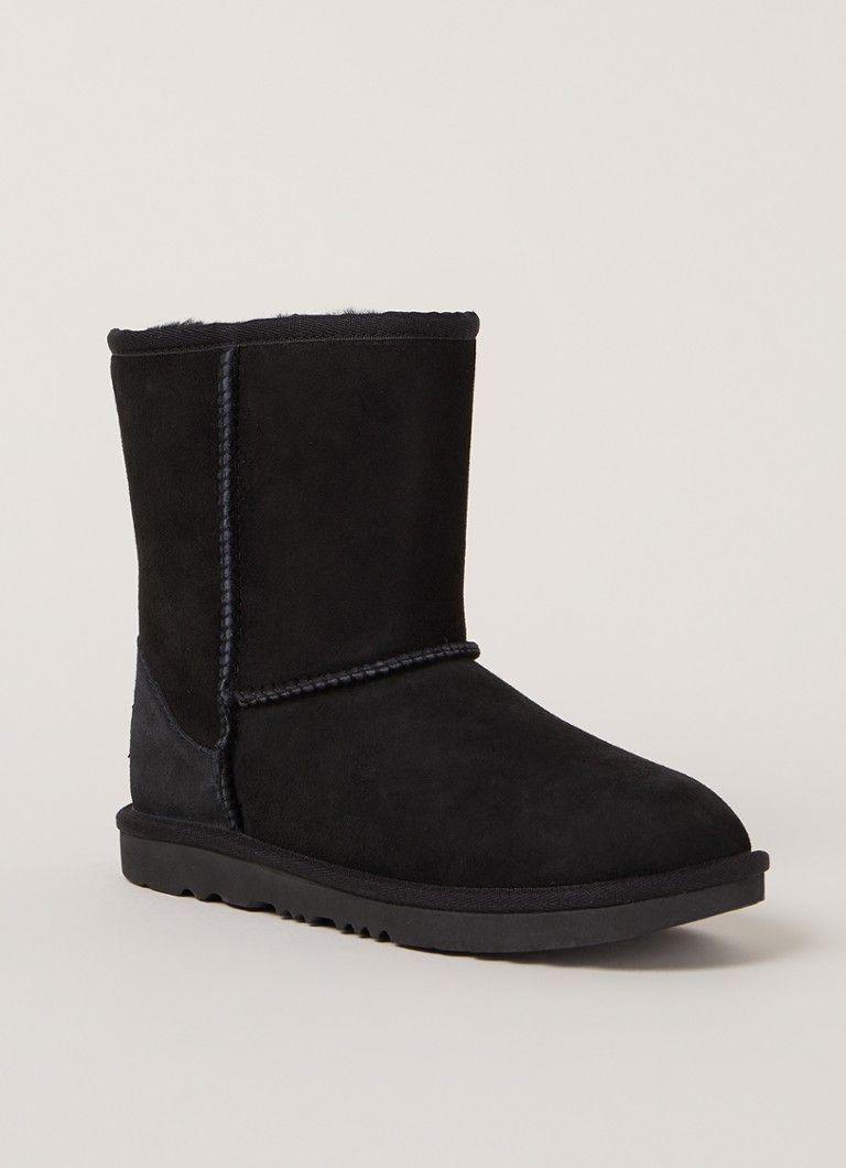 Cizme UGG Classic II Suede