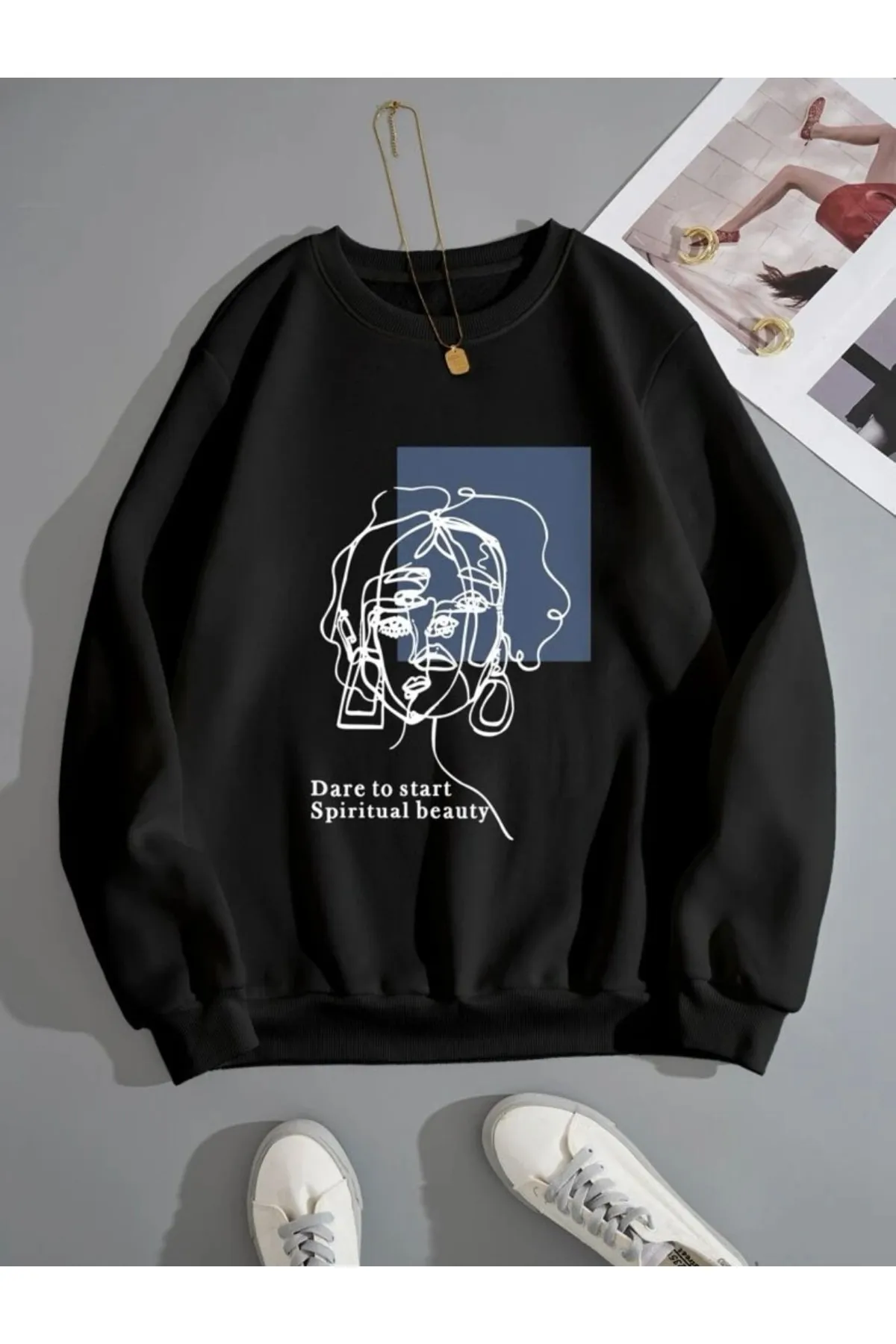 MOONBULL  Sweatshirt - Schwarz - Regular Fit