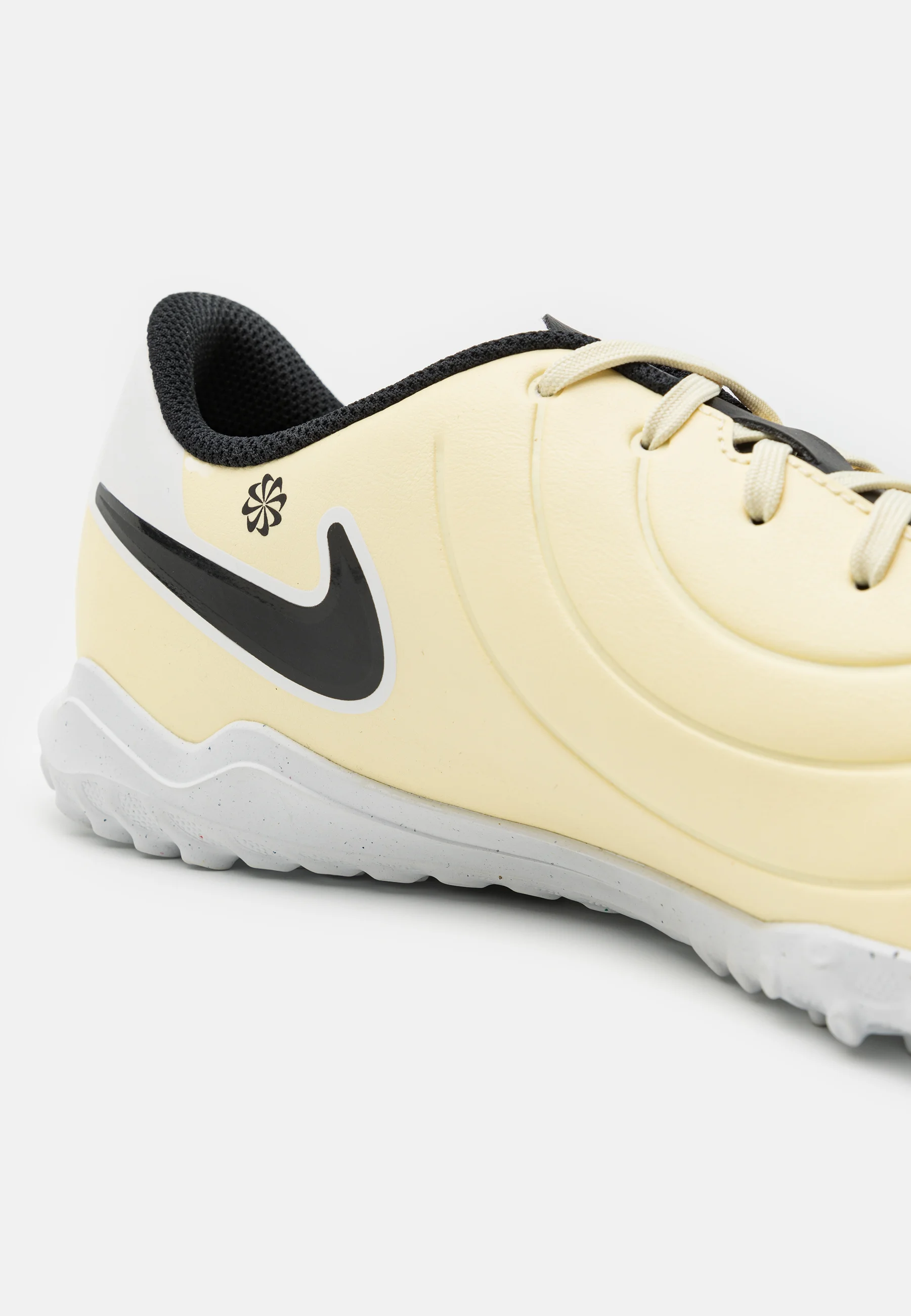 Nike Performance TIEMPO LEGEND 10 CLUB TF - Botas de fútbol sala con tacos