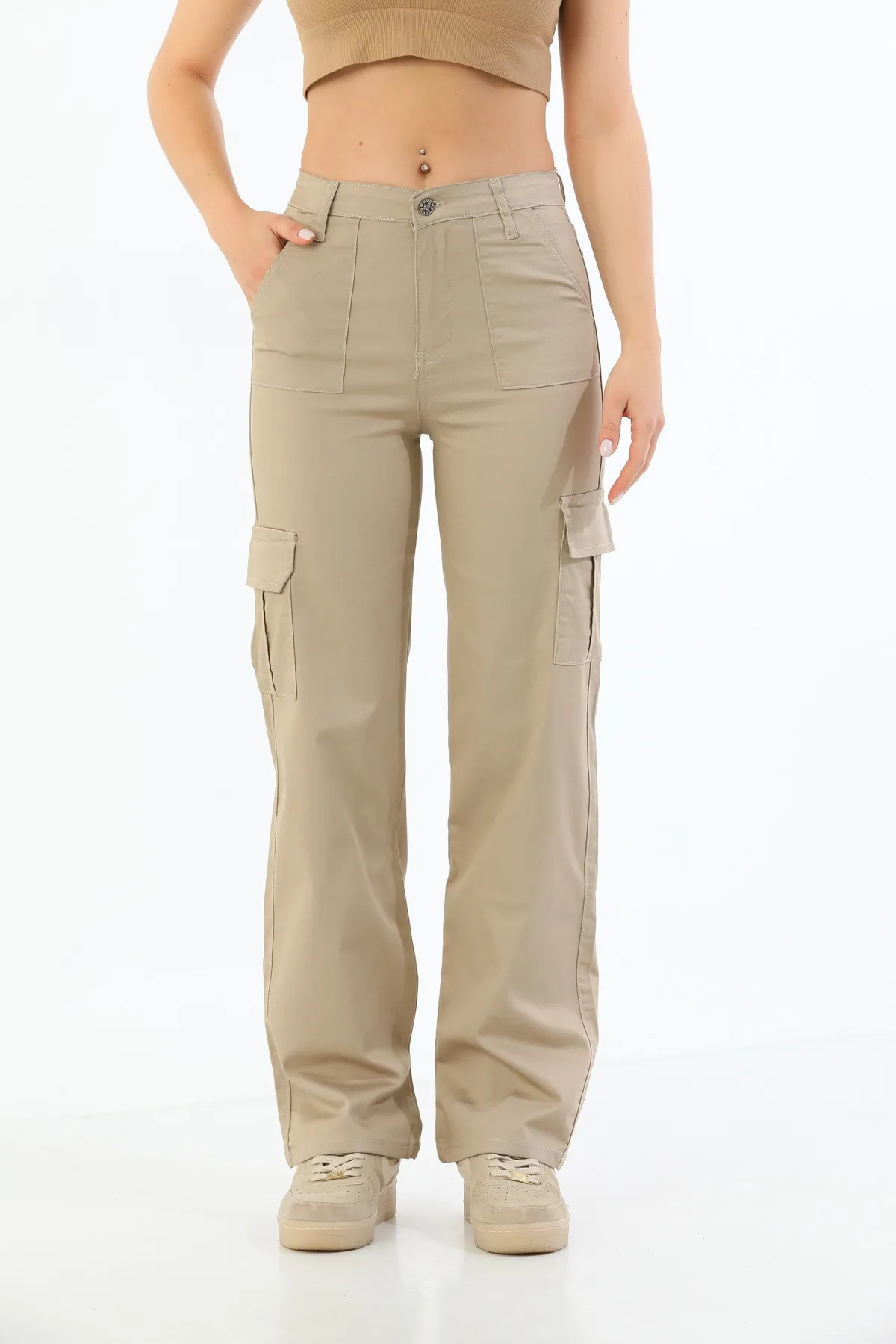 BİKELİFE  Beigefarbene Cargo-Hose aus Lycra mit hoher Taille und weitem Bein