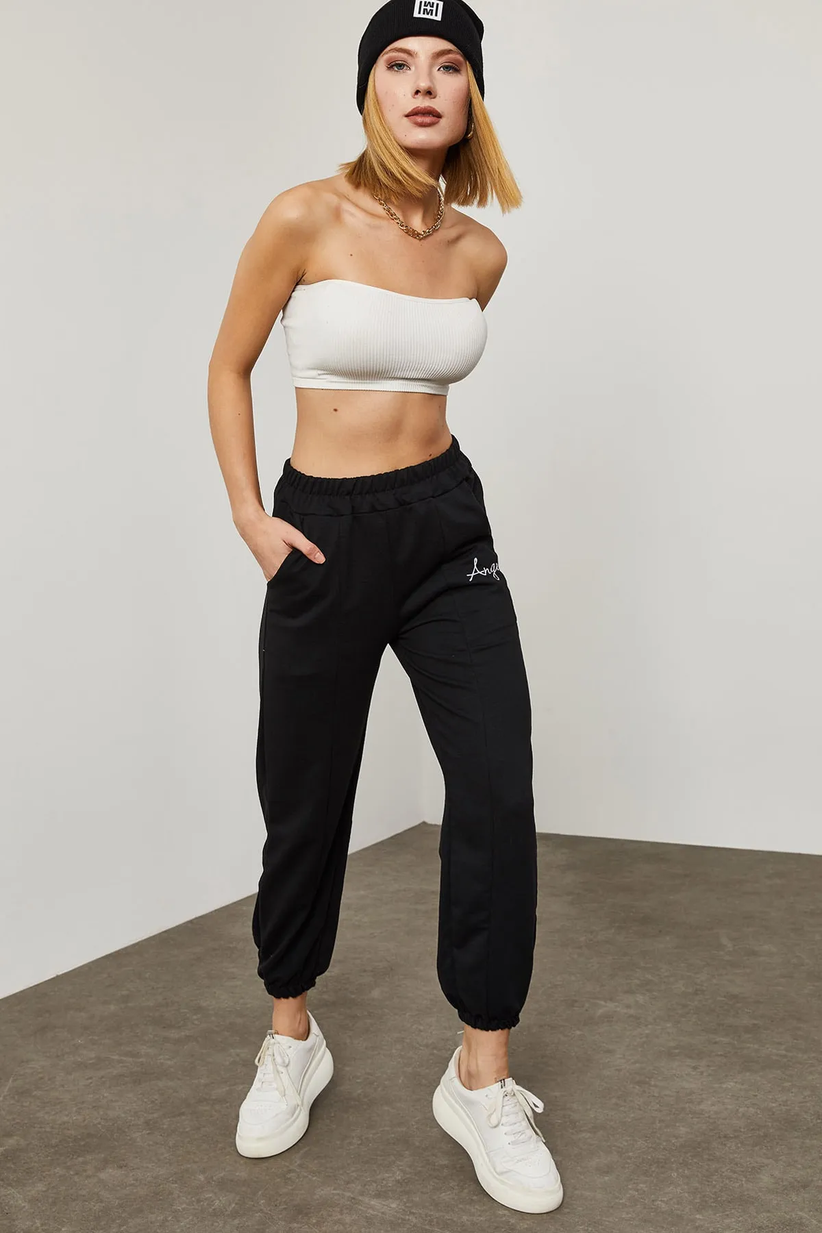 XHAN  Damen-Jogginghose mit Black Angel-Stickerei 0YZK8-10320