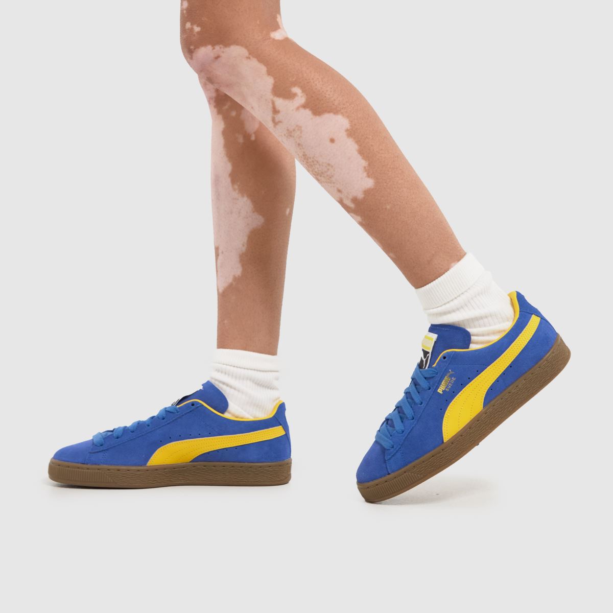 PUMA – Blå, flerfärgade terrassneakers i mocka