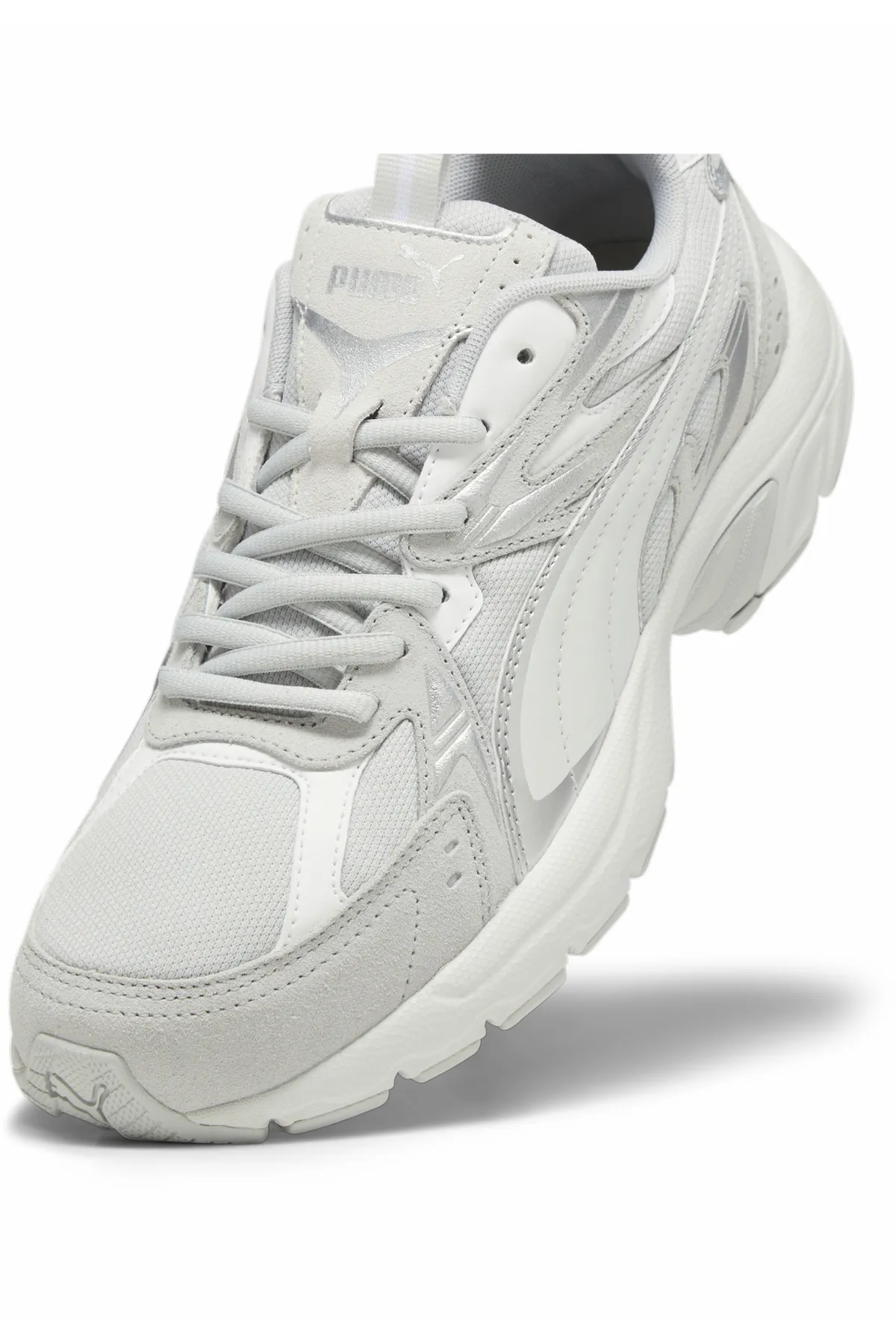 Puma  Sneaker „Milenio Tech“ aus Wildleder
