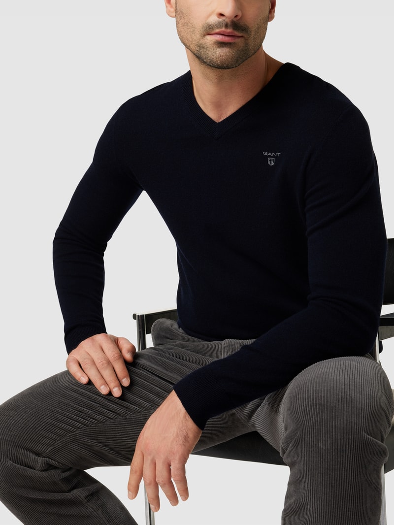 Strickpullover mit Label-Stitching in marineblau
