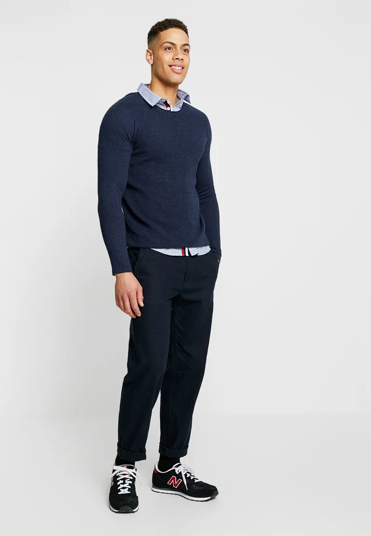 INDICODE JEANS FRIDAY - Pantalones chinos
