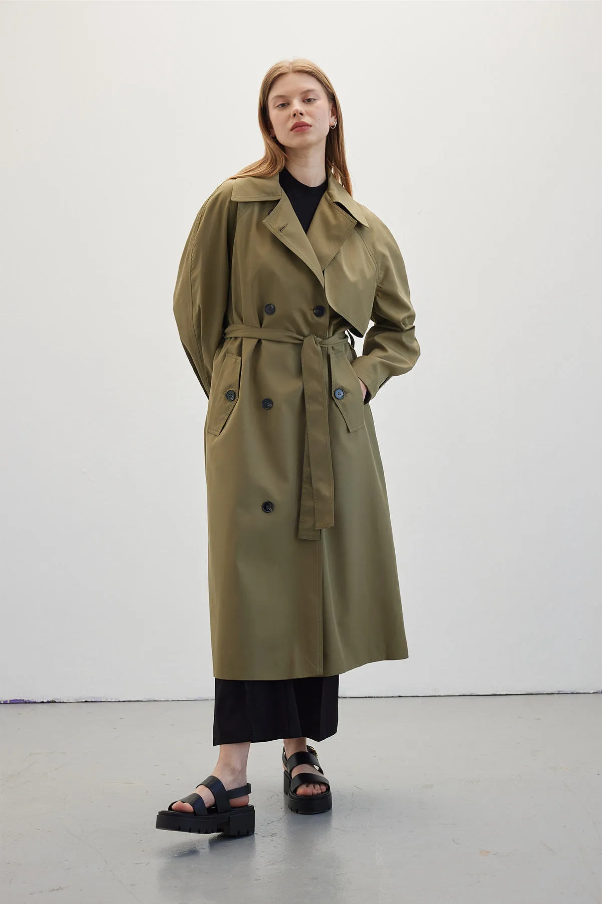 Manuka  Zweireihiger Trenchcoat in Grün