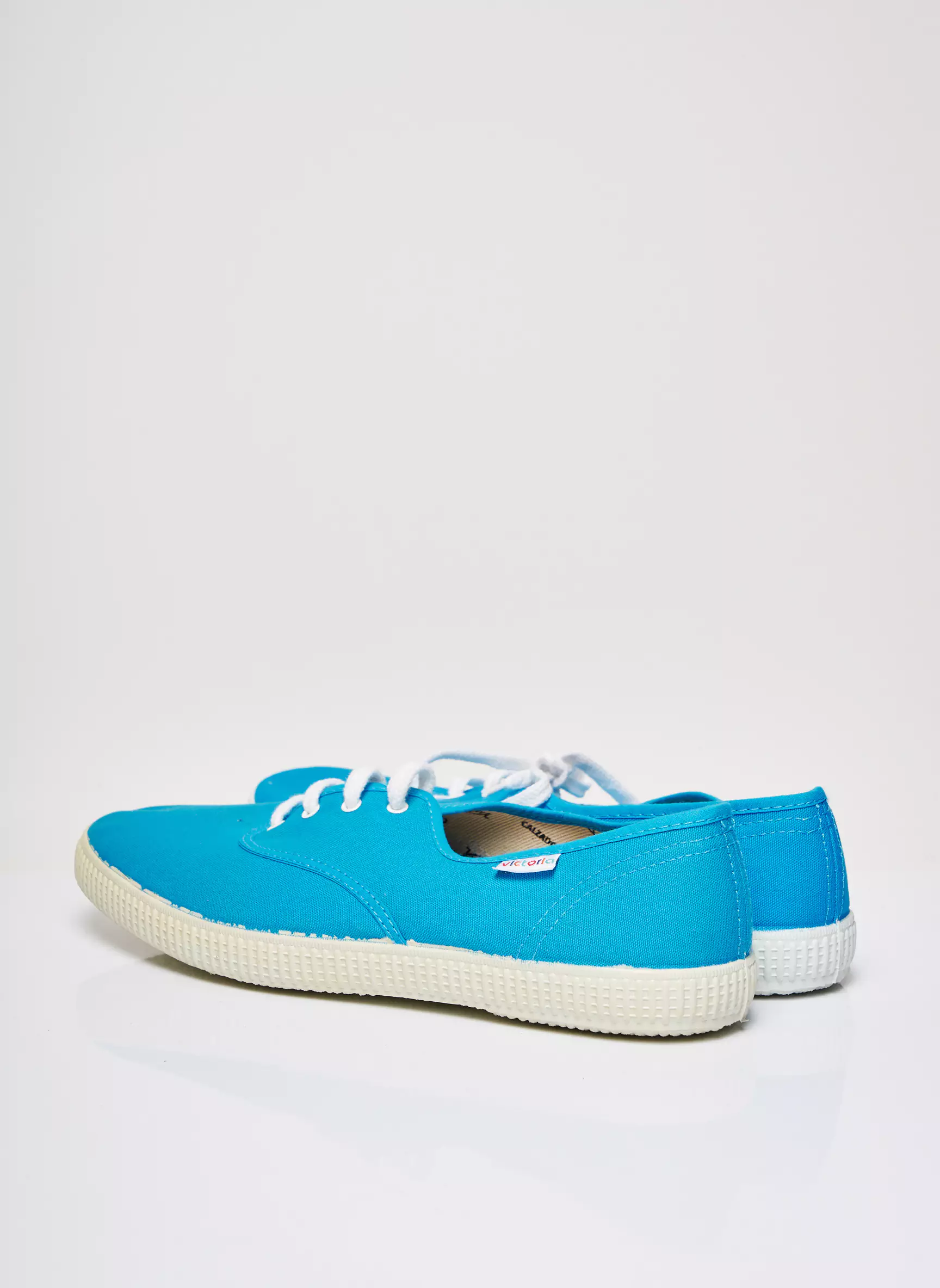 Victoria Baskets Homme couleur bleu