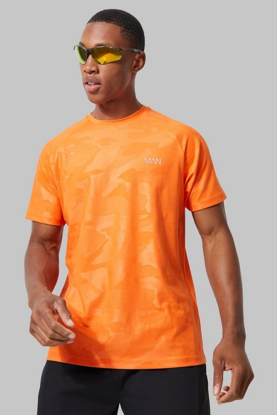 Man Active Camouflage Raglan Performance T-Shirt