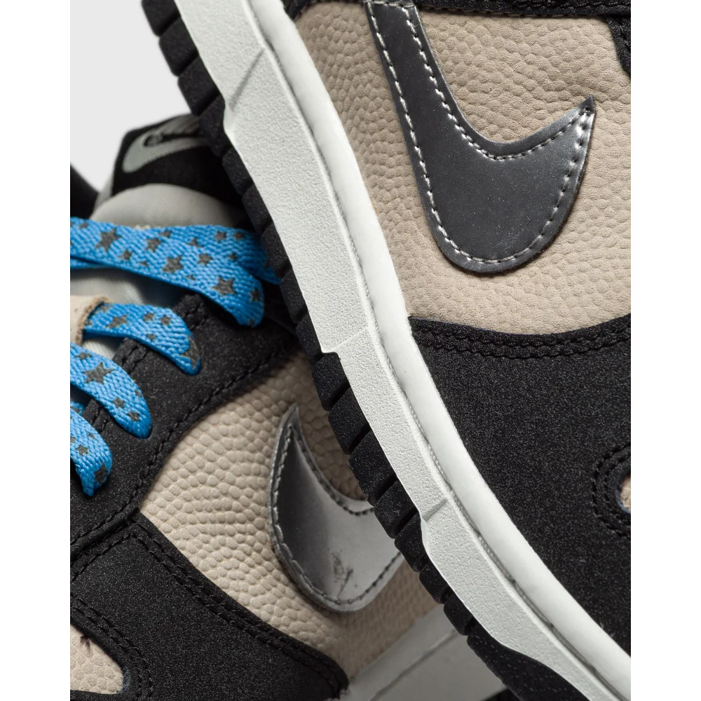 Nike Dunk WMNS Low DZ4712-001 / schwarz