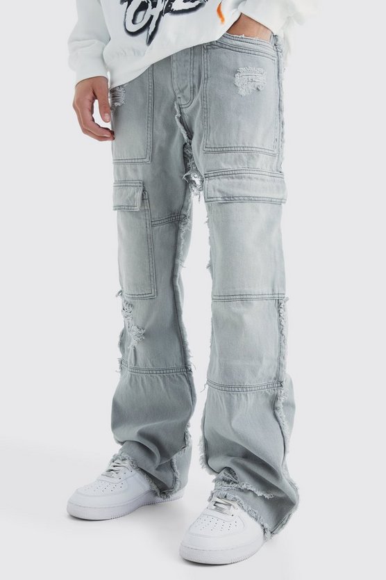 Lockere Cargo-Schlagjeans mit ausgefranstem Saum