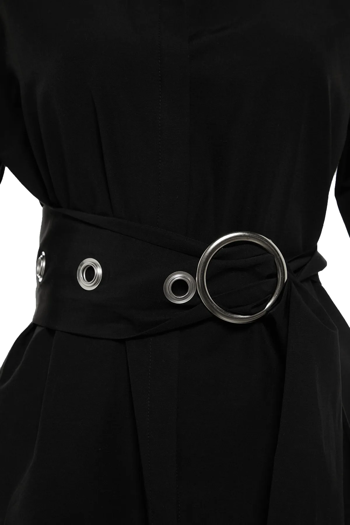 Trendyol Collection  Schwarzes, gewebtes Baumwollhemd mit Gürtelschnalle TWOAW20GO0099