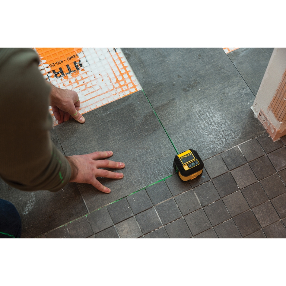 Stanley STHT77592-1 krustveida 90 līniju lāzers, zaļš