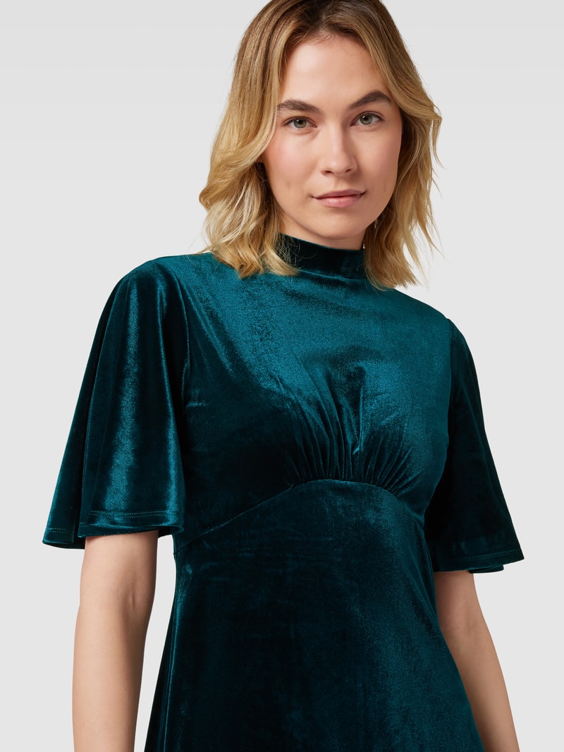 Minikleid mit 1/2-Arm in grün