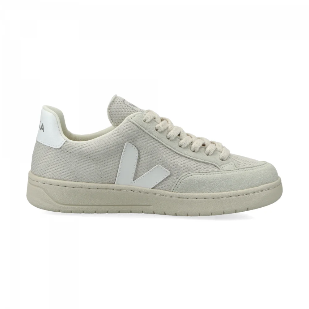 VEJA V 12 XD1803106 / weiss