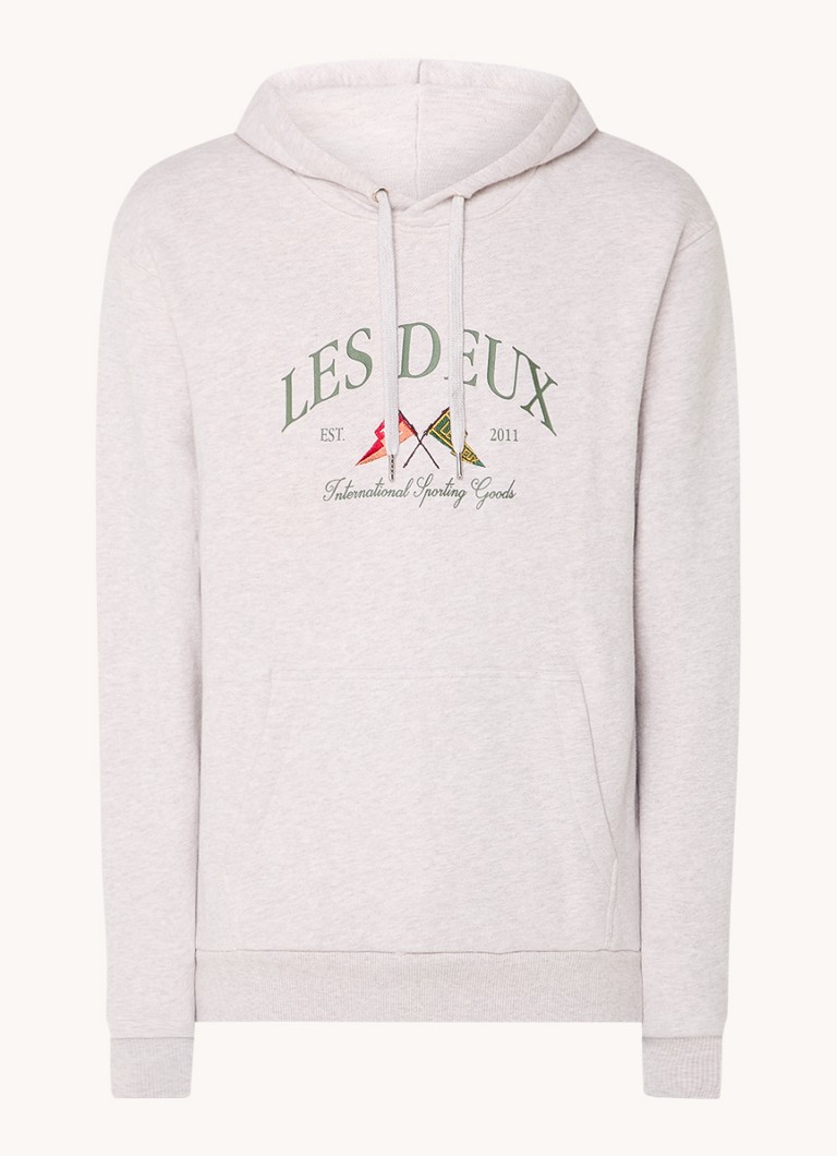 Le due felpe con cappuccio con logo stampato
