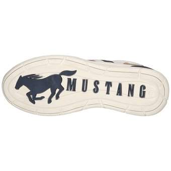 Mustang Sneaker in weiß