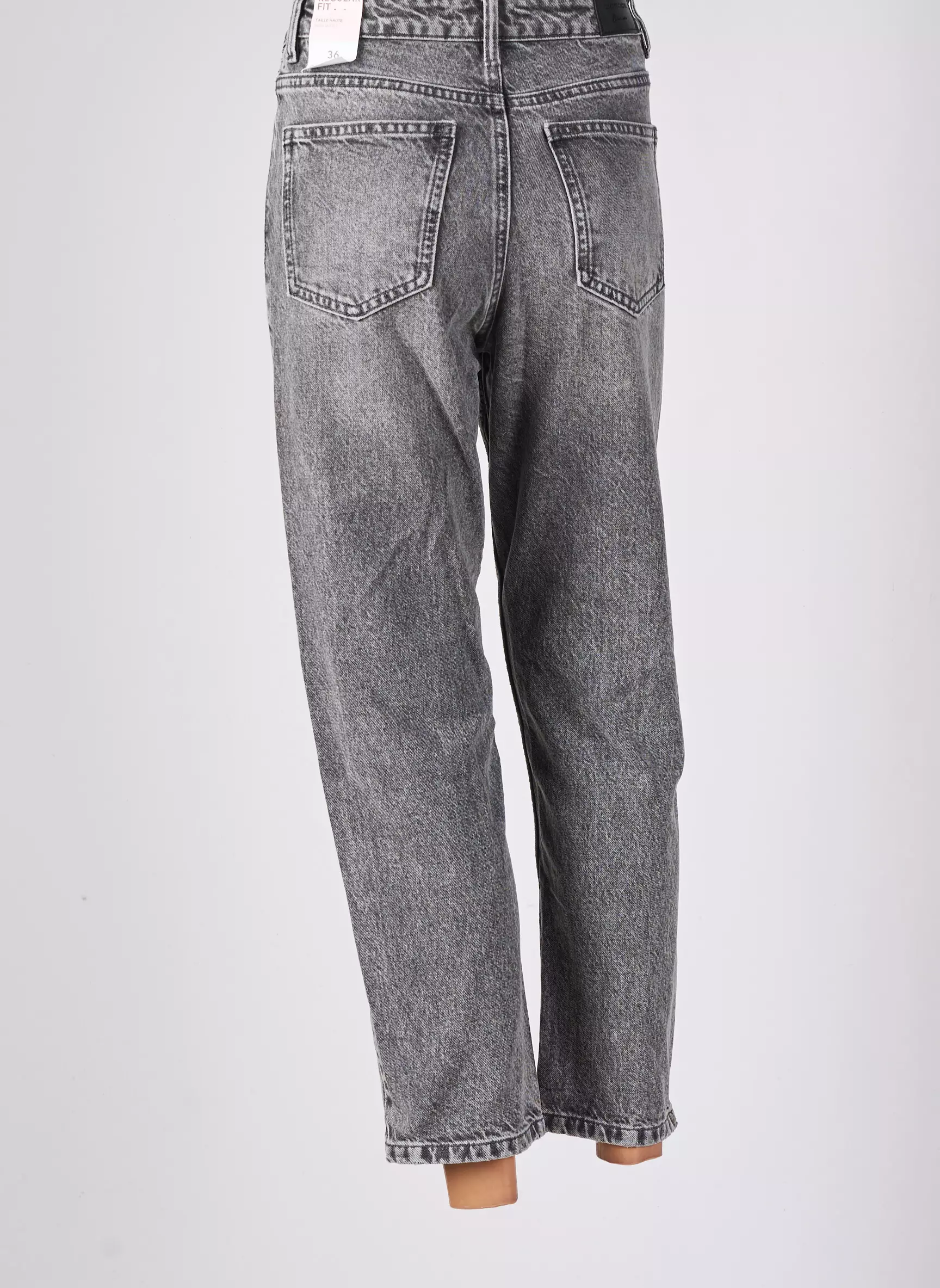 Cache Cache Jeans Coupe Droite Femme couleur gris