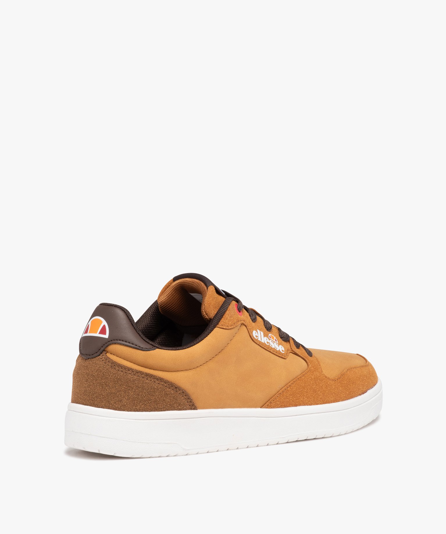 Baskets homme unies en suédine style casual - Ellesse camel | GEMO