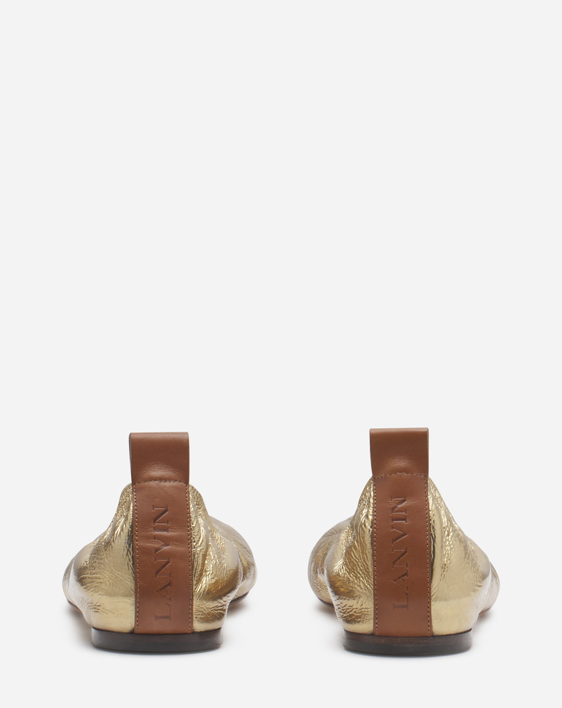 LA BALLERINE EN CUIR MÉTALLISÉ