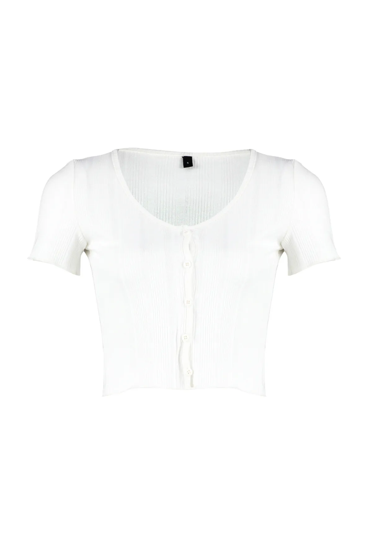 Trendyol Collection  Ecrufarbene, gerippte, flexible Strickbluse mit Knopfleiste und Poolkragen TWOSS24BZ00364