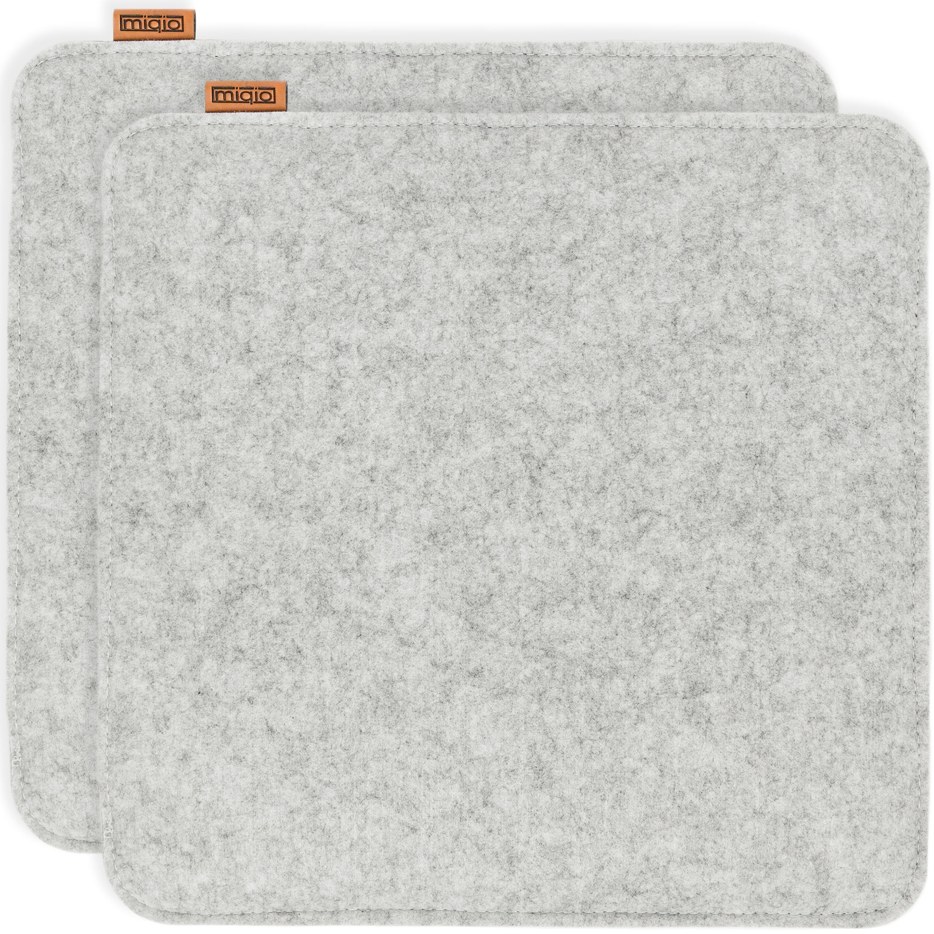 Miqio Sitzkissen 2 er Set Sitzkissen 2 Sitzauflage mit Antirutschnoppen 35 x 35 cm, Nachhaltig: Aus recycelten PET Flaschen hergestellt.