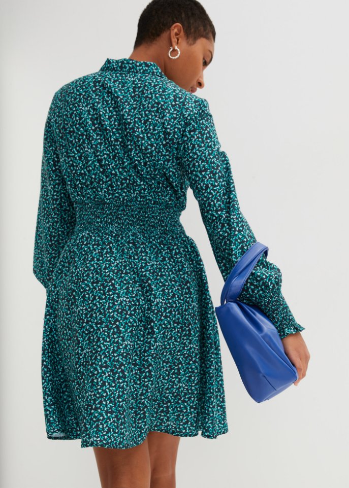 Kleid mit Taillenbetonung