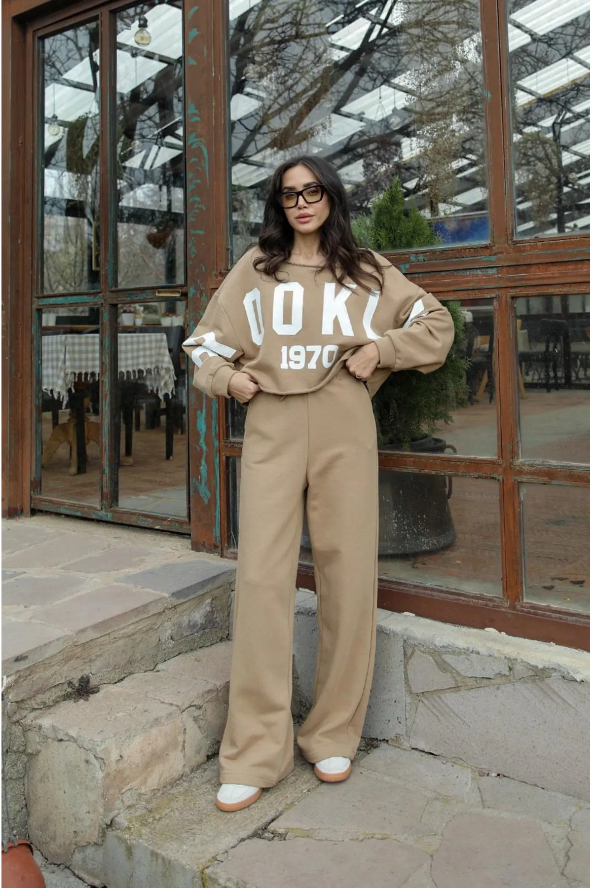 My Blog  Nerzfarbenes Trainingsanzug-Set „Brooklyn“ für Damen mit Aufdruck