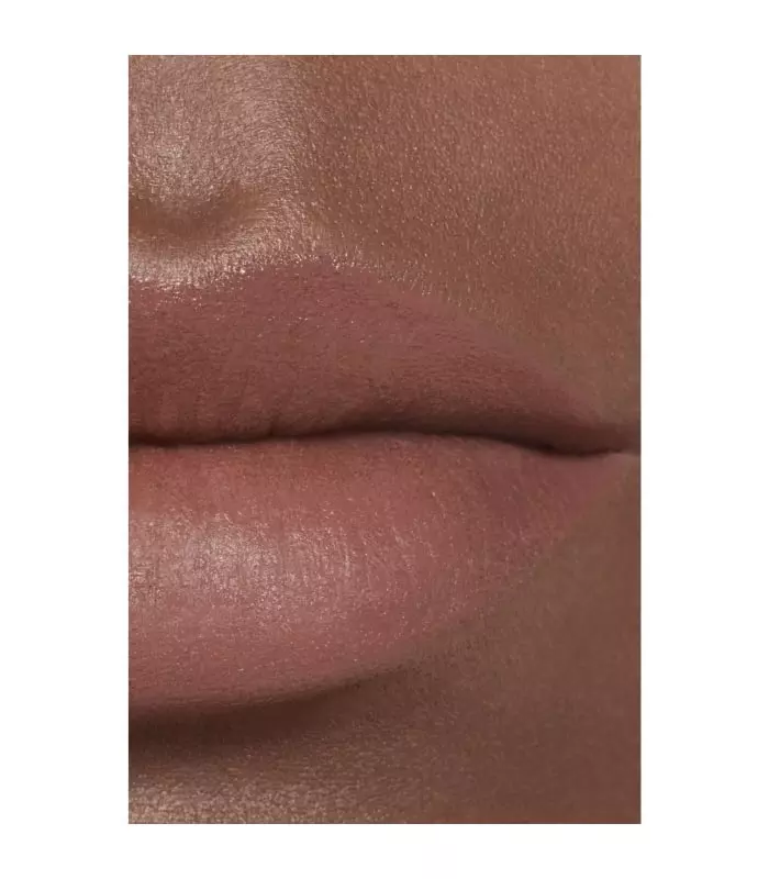 ROUGE ALLURE VELVET Le Rouge Velours Lumineux