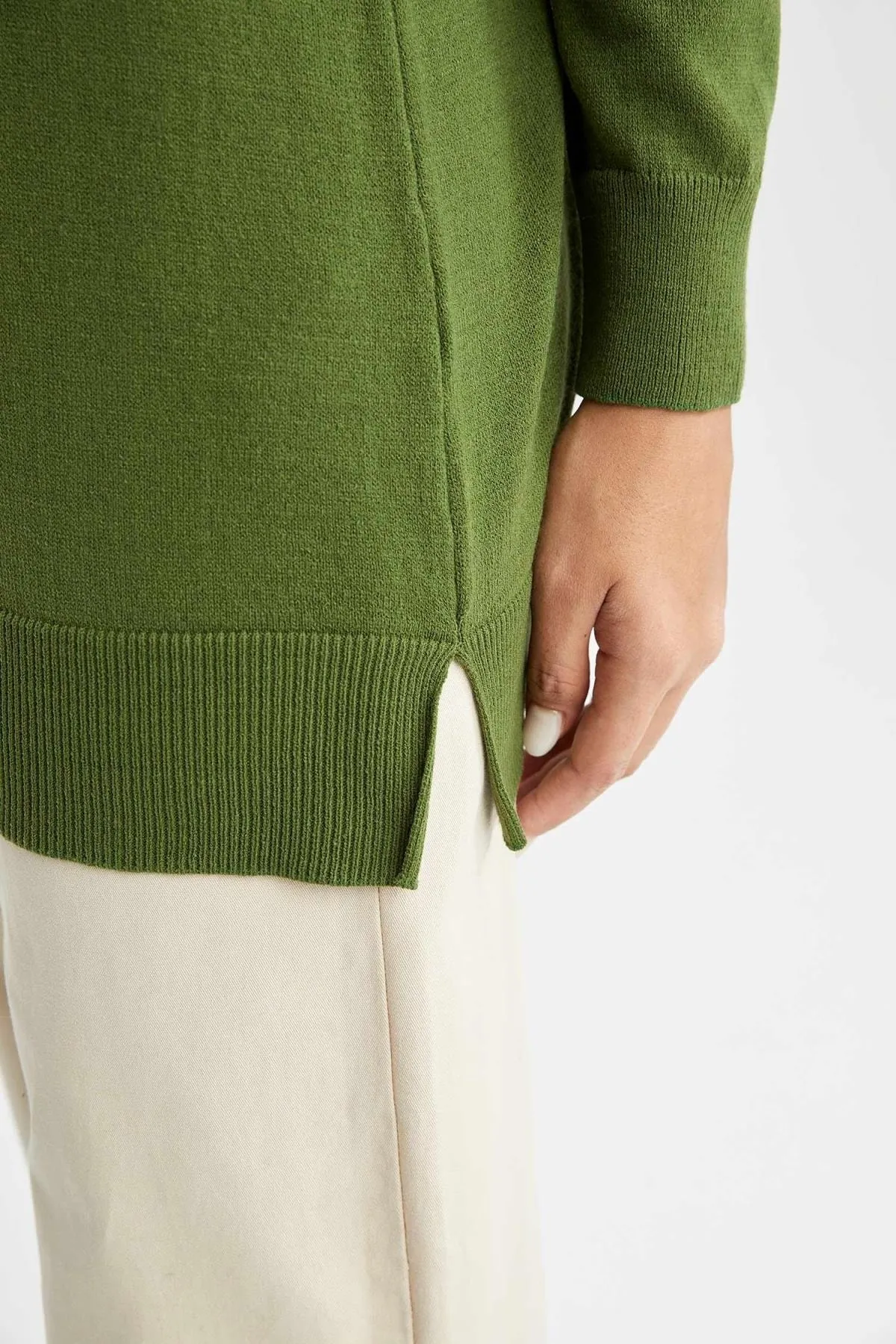 DeFacto  Basic-Tunika mit normaler Passform und extraweicher Strickware