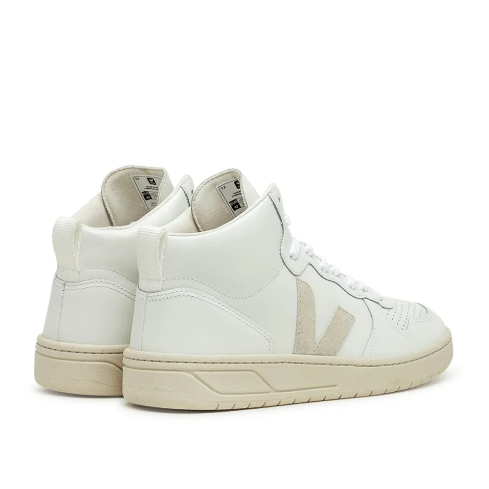 VEJA V 15 Leather VQ0201270B / weiss