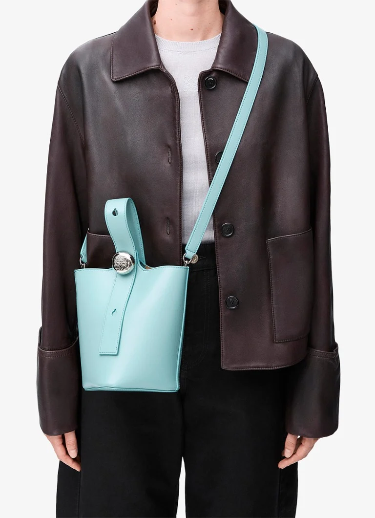 Geantă de umăr LOEWE Pebble Bucket Mini din piele de vițel