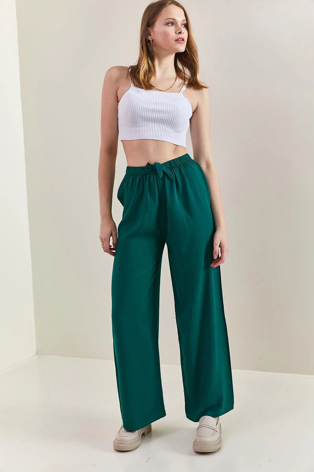 Bianco Lucci  Damen-Hose aus Viskose mit weitem Bein und Taillengürtel