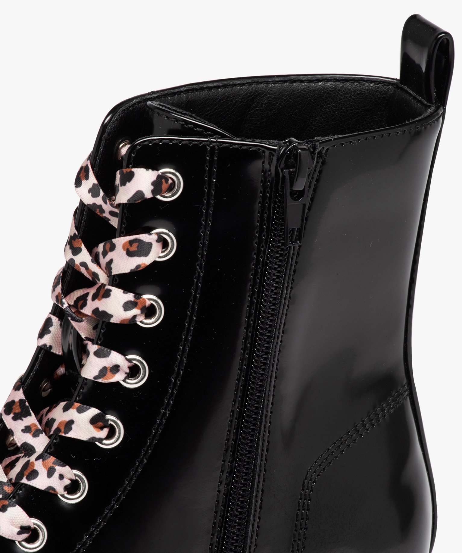 Boots à épaisse semelle crantée femme noir | GEMO